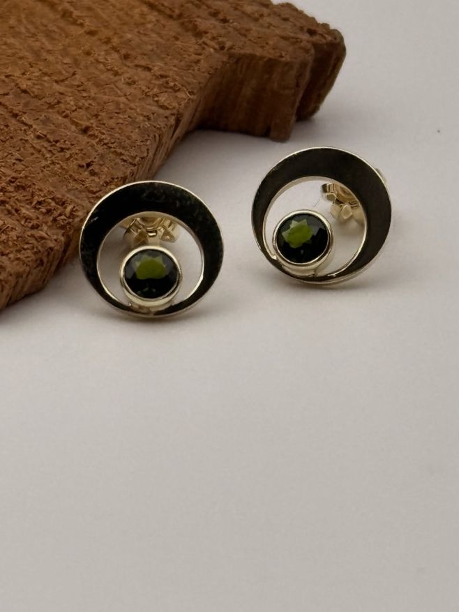 Náušnice na zakázku 🤍 To jsou #klenotyzlasky #remeslneklenotnictvi #sperky