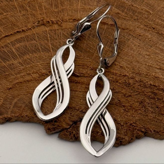 Další splněné přání 🤍 náušnice #nazakazku. To jsou #klenotyzlasky #remeslneklenotnictvi 🤍